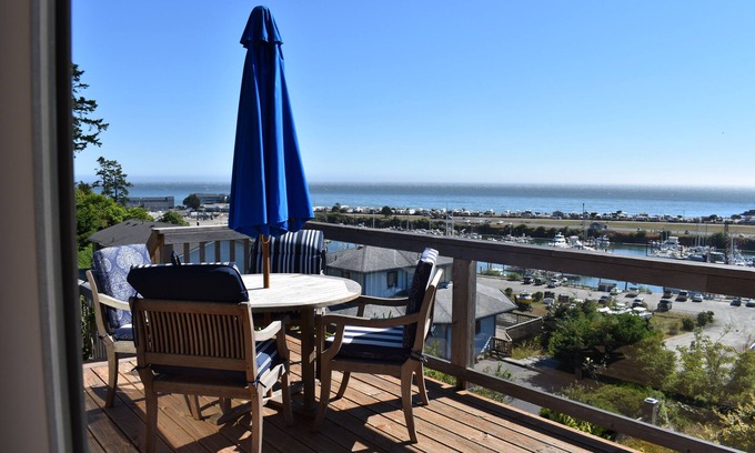 Harbor House | Beautiful Ocean View Home On The Majestic Coast Of Oregon