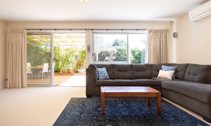 Norwood House | Beautiful On Bettina With Parking