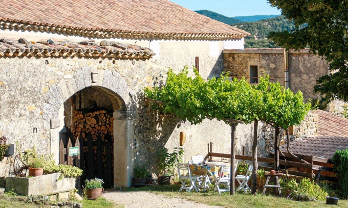 Roche-Saint-Secret Villa | Beautiful private villa for 4 people with WIFI, TV, pets allowed and panoramic view