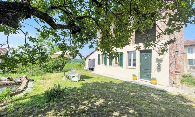 San Damiano dʼAsti House | Beautiful private villa with WIFI, A/C, TV, patio, pets allowed, panoramic view and parking