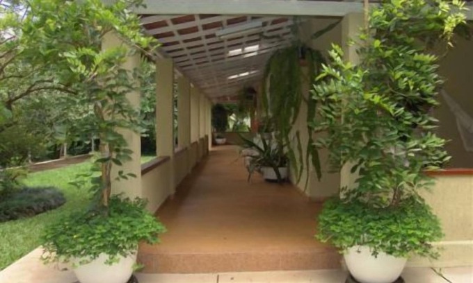 Jarinu House | Beautiful place in the middle of very green