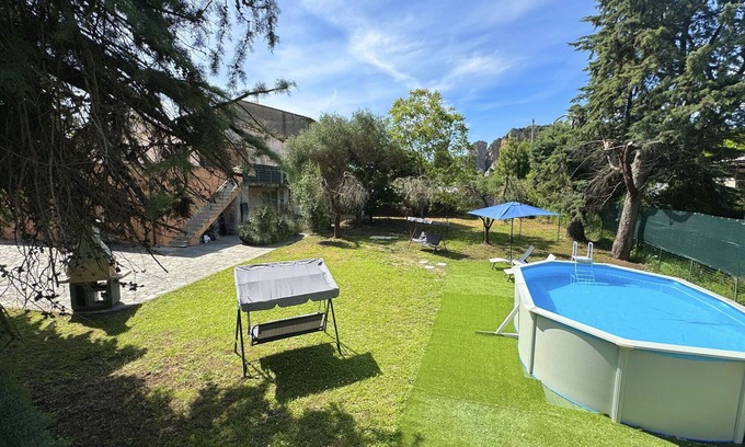 Vecchiano Villa | Beautiful private villa for 3 people with WIFI, private pool, A/C and pets allowed, close to Pisa