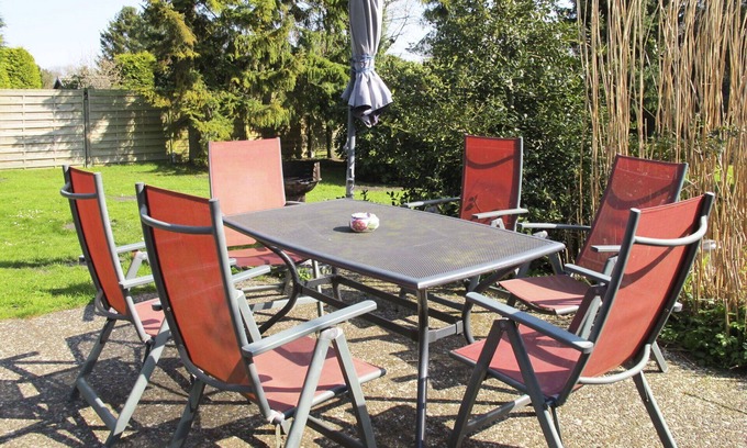 Jevenstedt House | Beautiful private villa for 8 people with WIFI, TV, terrace and pets allowed