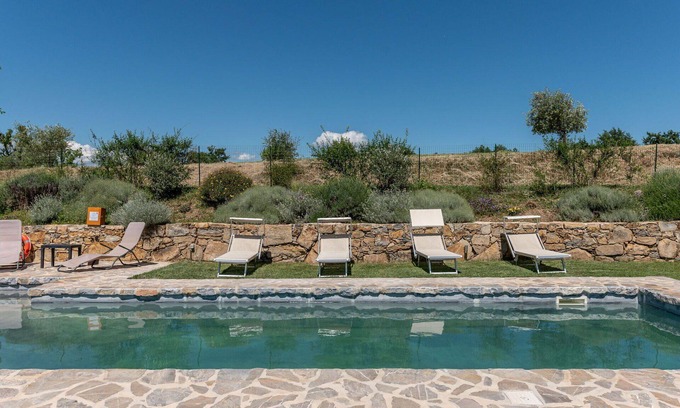 Manciano Villa | Beautiful private villa with private pool, WIFI, TV, patio, pets allowed and panoramic view