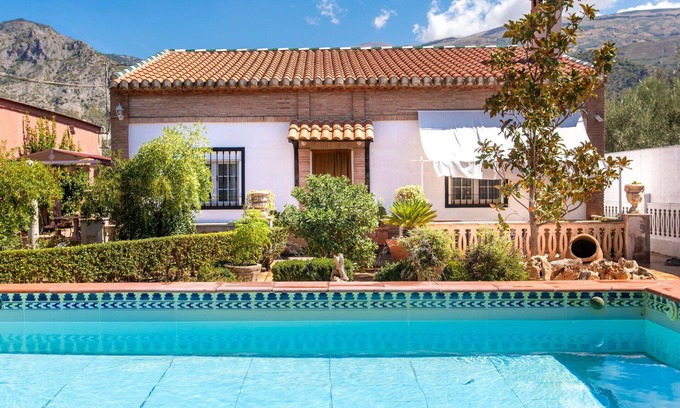 Niguelas House | Beautiful private villa for 6 guests with private pool, WIFI, A/C, TV and patio