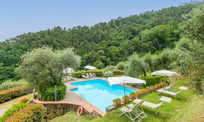 Pescia Villa | Beautiful private villa for 10 guests with private pool, WIFI, TV, terrace and panoramic view