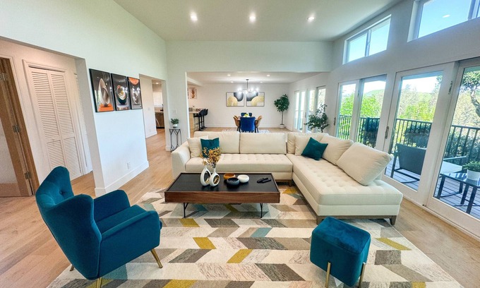 Woodland Hills House | Beautiful, spacious, and peaceful house, newly renovated, amazing views