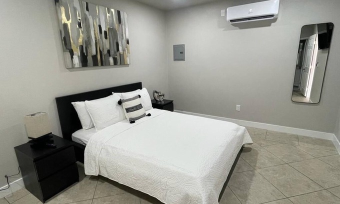 Canyon Gate Apartment | Beautiful Studio in Las Vegas. 15 min from Strip.