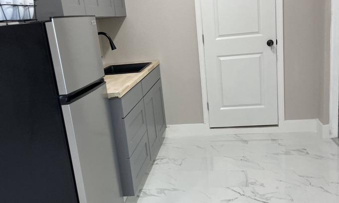 South Venice Apartment | Beautiful Studio in Venice, Fl