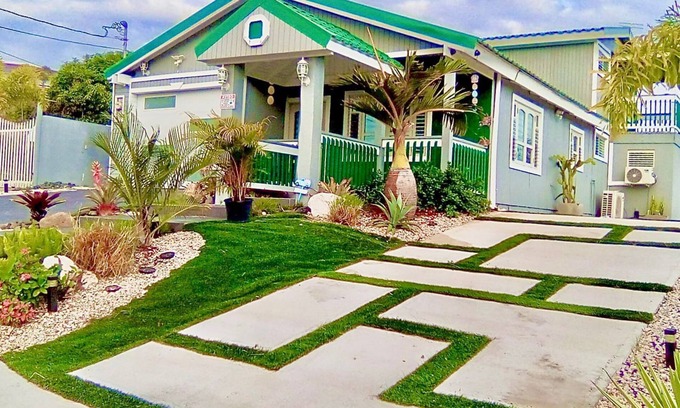 Aguacate House | Beautiful Stylish Home w/Pool on an island with so much to explore!