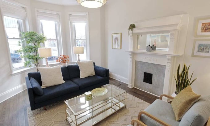 Shaw House | Beautiful Townhome in Shaw/Bloomingdale