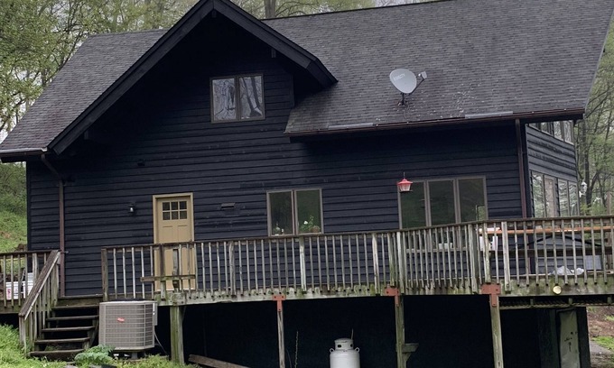 Kirkwood House | Beautiful unique A frame house on 15ac located directly on a great trout river