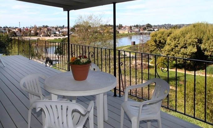 Seabright House | Beautiful View.and a short walk to Boardwalk!