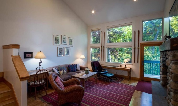 Ketchum Condo | Beautiful View, Walk to Everywhere.