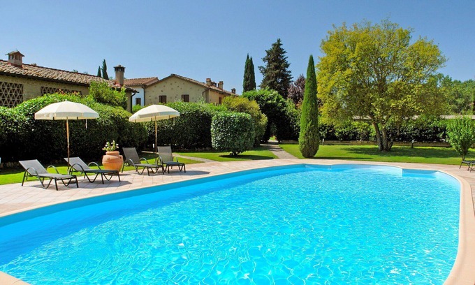 Poggiarello Villa | Beautiful villa for 12 guests with WIFI, private pool, TV, terrace, pets allowed and parking