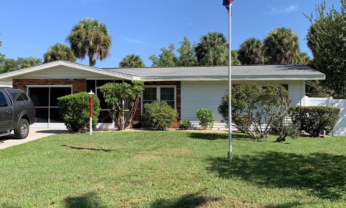 Venice House | Beautifully Renovated Pool Home only 1.9 miles to the BEACH!