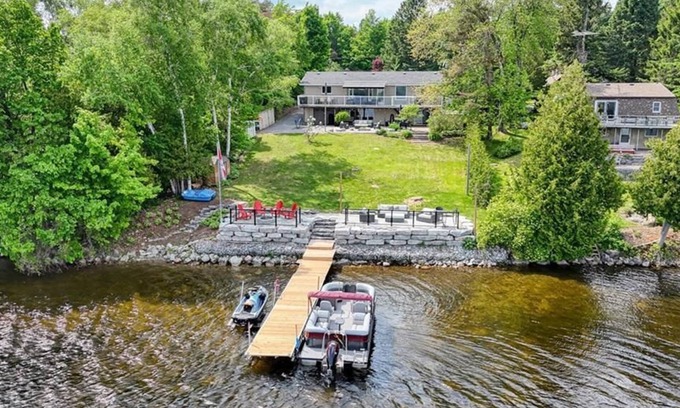 Erinsville House | Beaver Lake Retreat, Escape to Beaver Lake Retreat