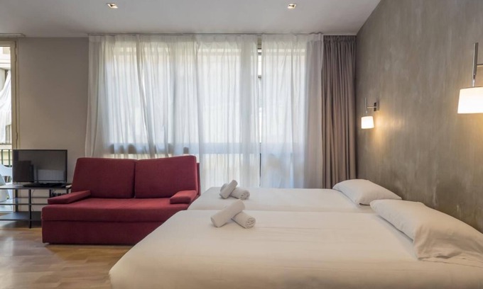 Sant Pere Apartment | BeBarceloner Born Studios