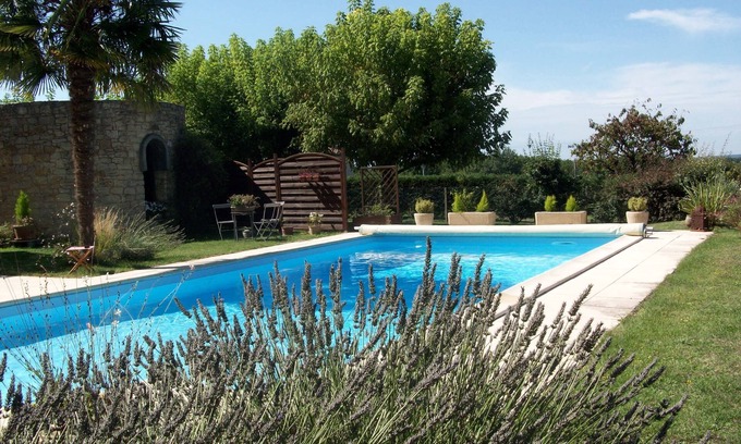 Beaumont-du-Perigord House | Bed and Breakfast Les Lavandes
