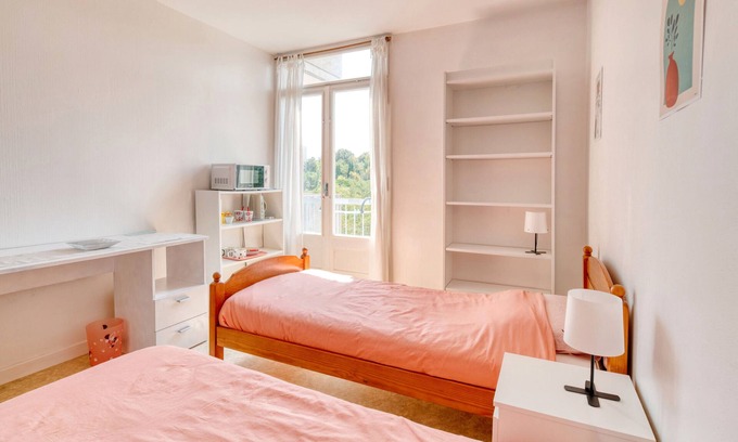 Jolimont-Soupetard-Bonhoure Bed & Breakfast | Bed and Breakfast with Local Host in Toulouse with Wi-Fi