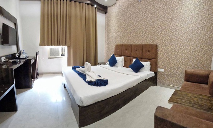 Tarabganj Hotel | Bedis Dream Land Hotel And Resort