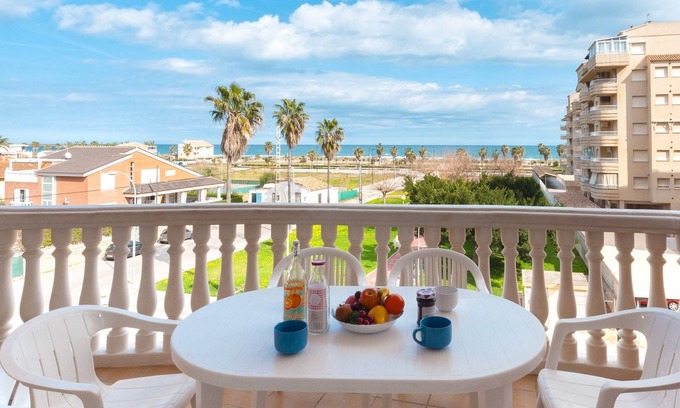 Daimuz House | BEGONIA - Apartment with sea views in Daimuz. Free WiFi