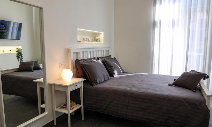 Naples City Centre Apartment | Bella 'Mbriana Home