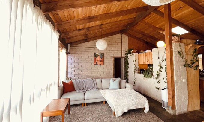 Clifton Springs House | Bella The Muddy (3bd, 1 bath, Wifi, Loads Of Parking, Dog Friendly)