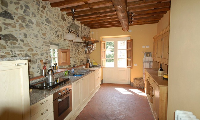 Pescaglia Apartment | BELVEDERE - In the hamlet village of Celle dei Puccini. Tuscany as it was & is
