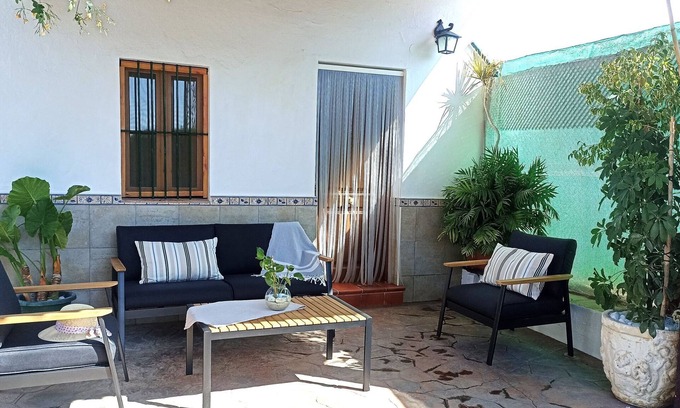 Almogia Cottage | Belvilla by OYO Casa La Palmera