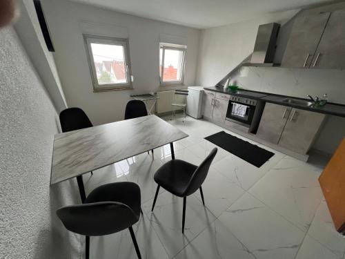 Diedenbergen Apartment | Benk 24H Apartment Nr 3 Perfekt für bis zu 6 Personen