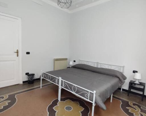 Sestri Ponente Apartment | Benny appartamento 3 CAMERE DA LETTO ad uso ESCLUSIVO Genova Aeroporto