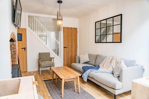 Shrewsbury House | Benyon Street Townhouse