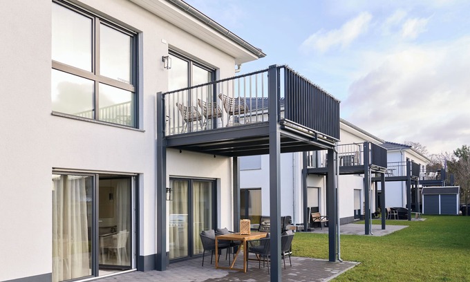 Muldestausee Apartment | Bernstein Apartment #2 on the Goitzsche with direct lake view