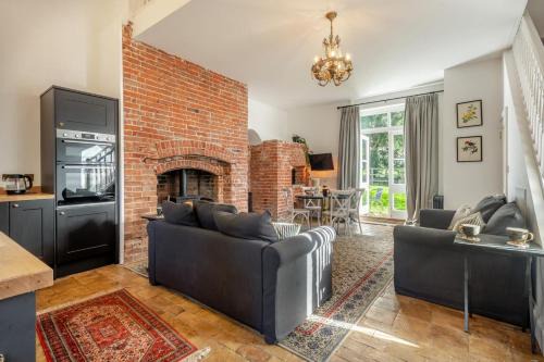 Aldborough House | Bessingham Mews