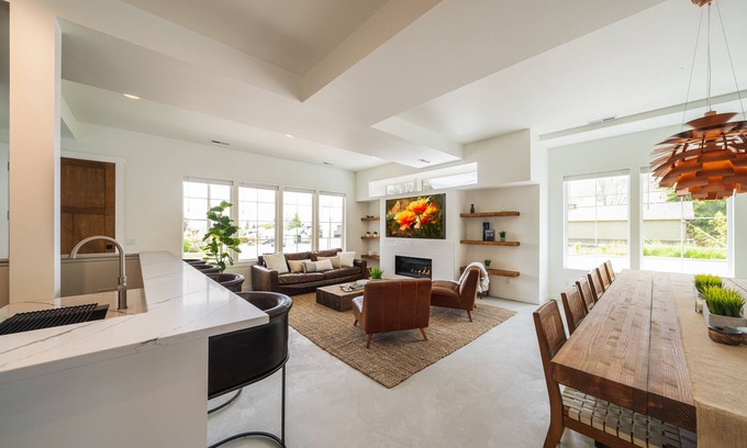 Wenatchee House | Best in Wenatchee. Stay in a 5 Star Spa Style Home!