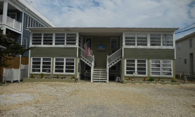 Dewey Beach Condo | BEST KEPT SECRET IN DEWEY BEACH! OCEAN BLOCK! BOOK NOW FOR 2025-2026!