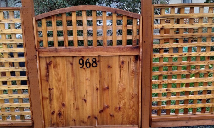 Esquimalt House | Best Little House in West Bay, Monthly Stays