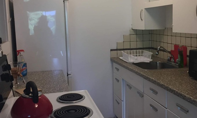 Kitsilano Apartment | Best Location - 1 Block from the Beach