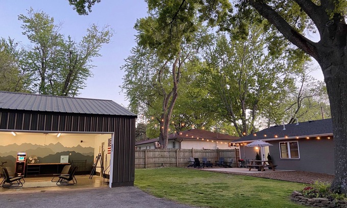 Bentonville House | Best of Bentonville! Bike to Coler/DWTN Square - Early check-in!