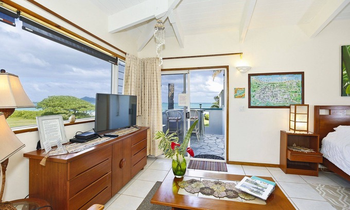 Kailua House | Best Price and Location on Beautiful Kailua Beach!