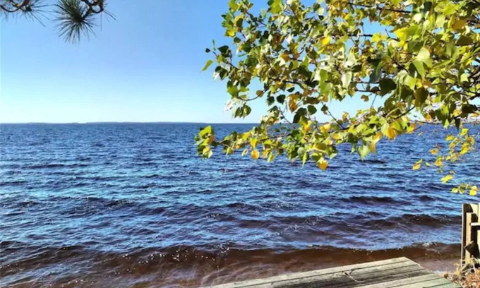 North Bay Cottage | Best spot on Lake Nipissing + private beachfront + parking + close to downtown