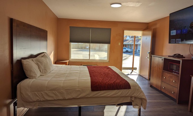 Airport Township Hotel | BEST WAY INN