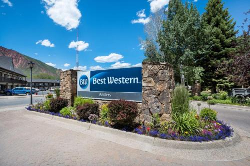 Glenwood Springs Hotel | Best Western Antlers at Glenwood Springs