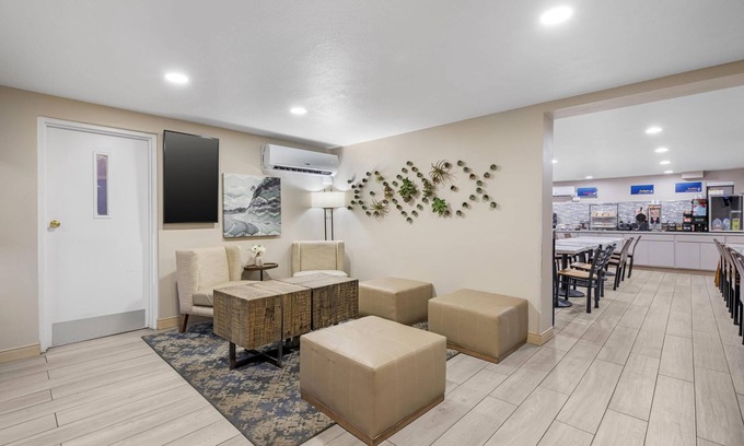 Roswell Hotel | Best Western El Rancho Palacio
