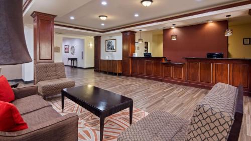 Granbury Hotel | Best Western Granbury Inn and Suites