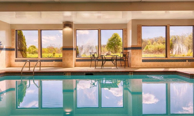 Cook Springs Hotel | Best Western Plus Bass Hotel & Suites