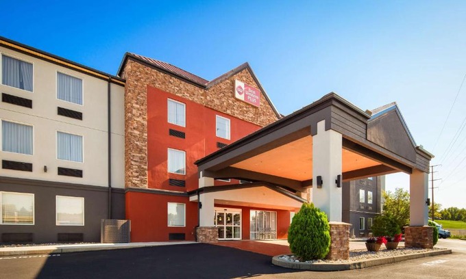 New Cumberland Hotel | Best Western Plus New Cumberland