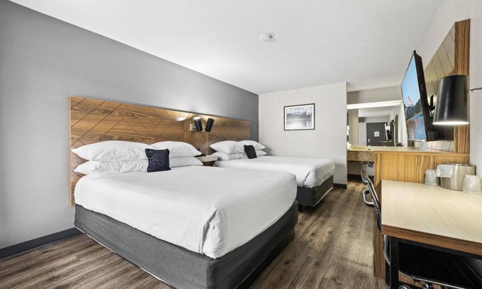Orchard District Resort | Better Choice For Your Vacation! Family-friendly Unit! Near Old Mill District!