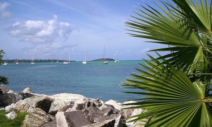 Nettle Bay Apartment | between sea and lagoon, T 2 apartment, no smoking